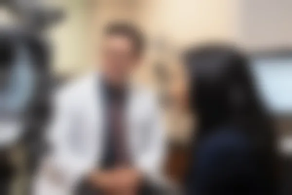 成都纽莱茵医疗美容门诊部推出自体真皮隆鼻优惠活动，原价6800元起现仅需5200元起，限时促销，赶紧预约体验！