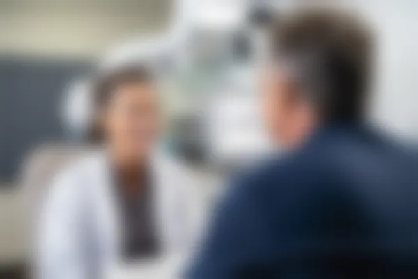 孩子不停眨眼睛的原因是什么？这种症状可能预示着哪些健康问题？