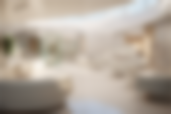 武汉斯启诺医疗美容门诊部董雷手术风格：自然精细 擅长眼鼻塑形