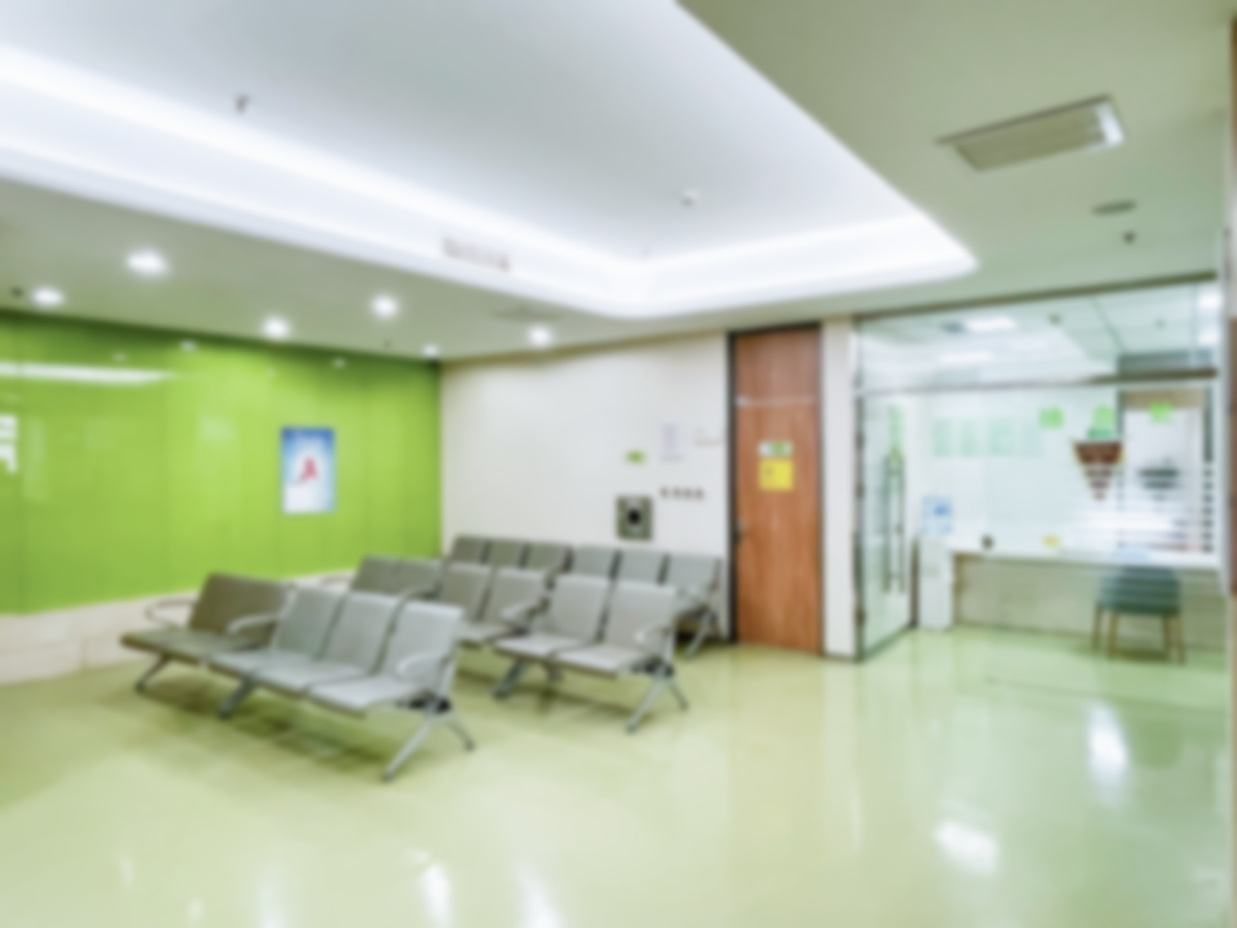 西安市陈鸿清收费价格表——两家医院对比分析