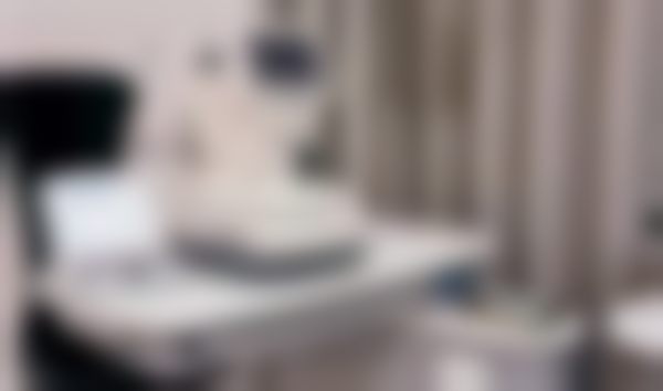 松原爱目眼科医院测视仪