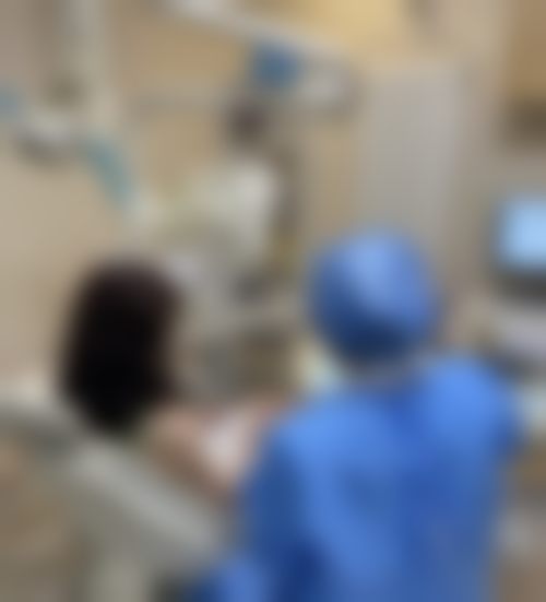北京望京加庭口腔门诊部  治疗中